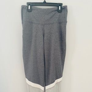 Women’s Old Navy Gray Leggings: Medium
